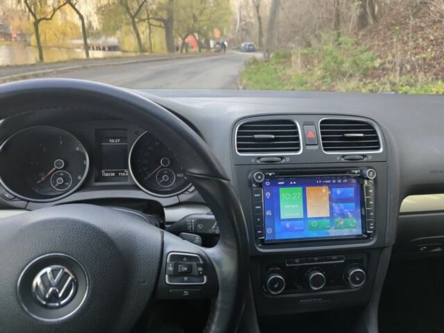 Червоний Фольксваген Гольф, об'ємом двигуна 1.97 л та пробігом 158 тис. км за 10598 $, фото 10 на Automoto.ua