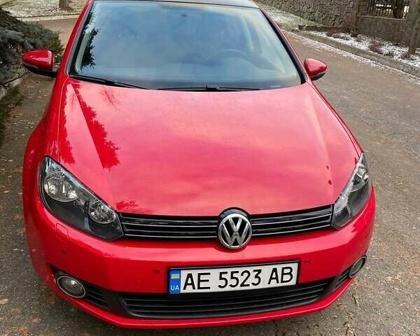 Червоний Фольксваген Гольф, об'ємом двигуна 1.39 л та пробігом 119 тис. км за 13000 $, фото 1 на Automoto.ua