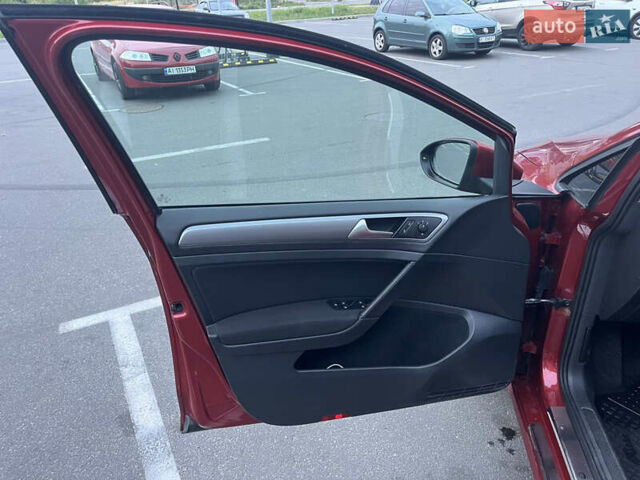 Червоний Фольксваген Гольф, об'ємом двигуна 1.4 л та пробігом 170 тис. км за 10500 $, фото 6 на Automoto.ua