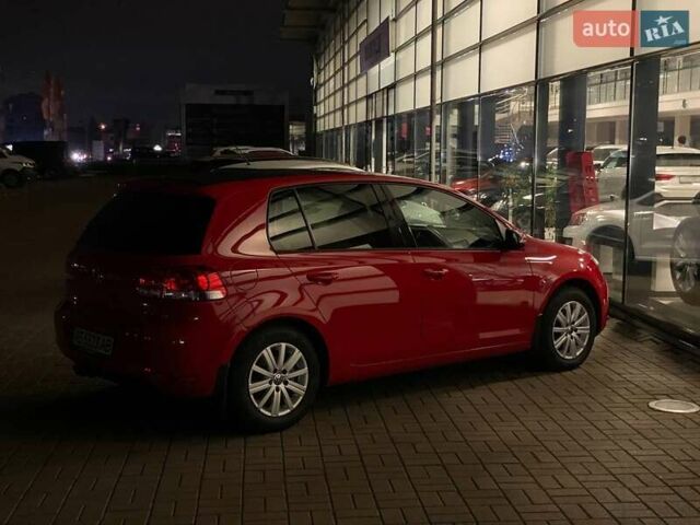 Червоний Фольксваген Гольф, об'ємом двигуна 1.39 л та пробігом 119 тис. км за 13000 $, фото 3 на Automoto.ua