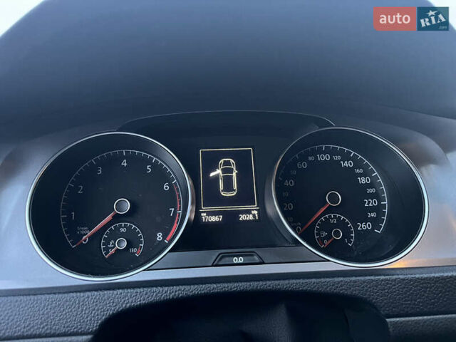 Червоний Фольксваген Гольф, об'ємом двигуна 1.4 л та пробігом 170 тис. км за 10500 $, фото 16 на Automoto.ua