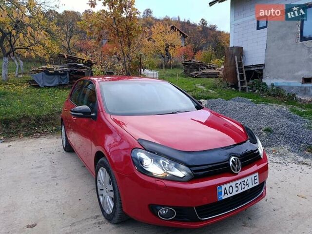 Красный Фольксваген Гольф, объемом двигателя 1.39 л и пробегом 151 тыс. км за 8900 $, фото 6 на Automoto.ua