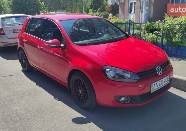 Червоний Фольксваген Гольф, об'ємом двигуна 1.39 л та пробігом 137 тис. км за 8400 $, фото 2 на Automoto.ua