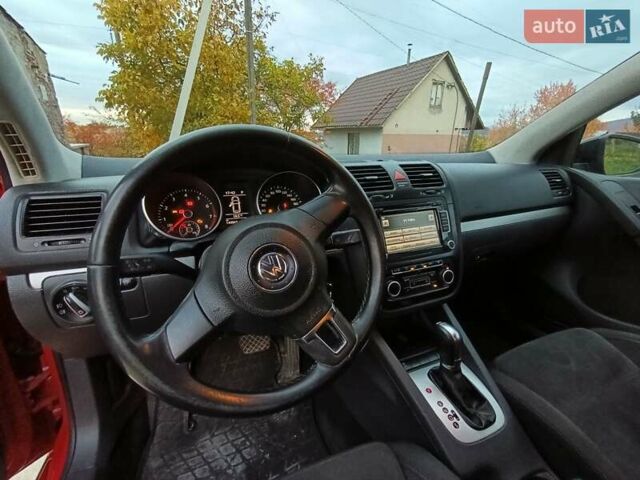 Красный Фольксваген Гольф, объемом двигателя 1.39 л и пробегом 151 тыс. км за 8900 $, фото 12 на Automoto.ua