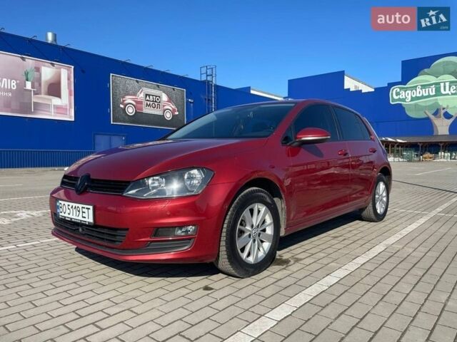 Красный Фольксваген Гольф, объемом двигателя 1.4 л и пробегом 305 тыс. км за 10200 $, фото 1 на Automoto.ua
