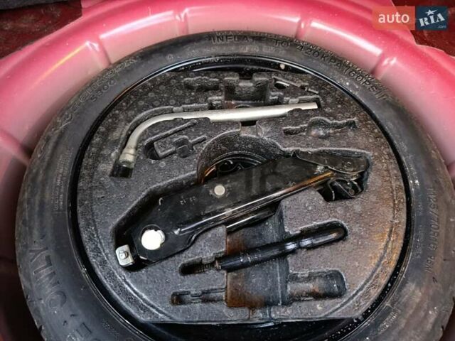 Красный Фольксваген Гольф, объемом двигателя 1.39 л и пробегом 151 тыс. км за 8900 $, фото 7 на Automoto.ua