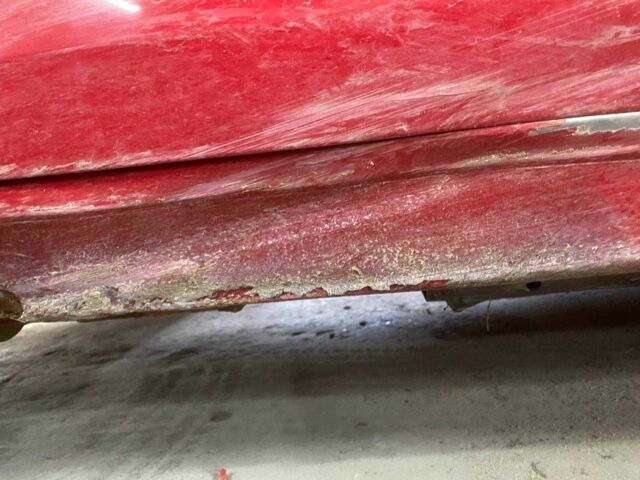 Красный Фольксваген Гольф, объемом двигателя 1.6 л и пробегом 270 тыс. км за 3700 $, фото 4 на Automoto.ua