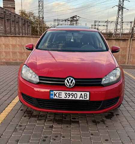 Красный Фольксваген Гольф, объемом двигателя 2.48 л и пробегом 194 тыс. км за 9900 $, фото 2 на Automoto.ua
