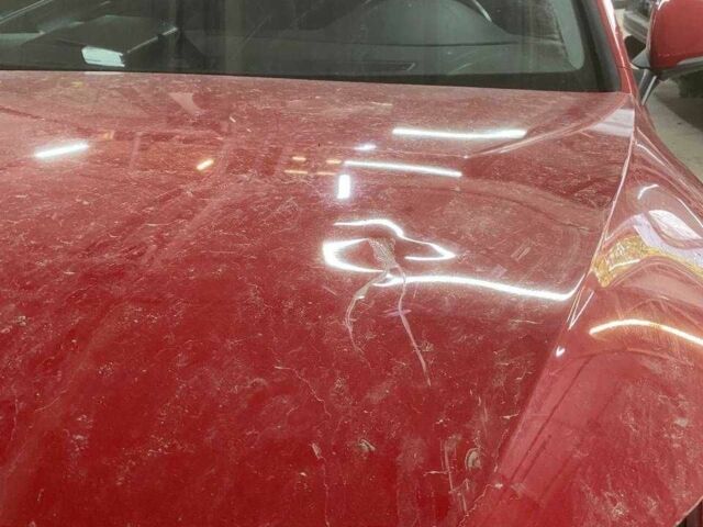 Красный Фольксваген Гольф, объемом двигателя 1.6 л и пробегом 270 тыс. км за 3700 $, фото 1 на Automoto.ua