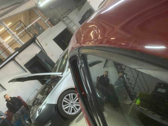 Красный Фольксваген Гольф, объемом двигателя 1.6 л и пробегом 270 тыс. км за 3700 $, фото 5 на Automoto.ua