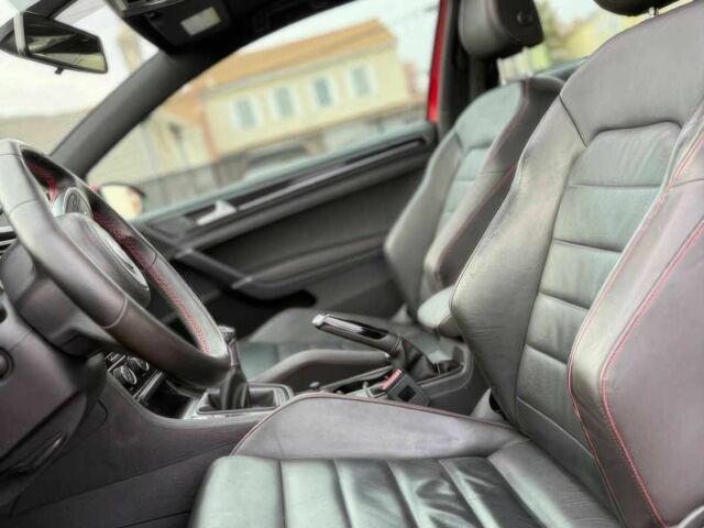 Червоний Фольксваген Гольф, об'ємом двигуна 2 л та пробігом 80 тис. км за 7800 $, фото 9 на Automoto.ua