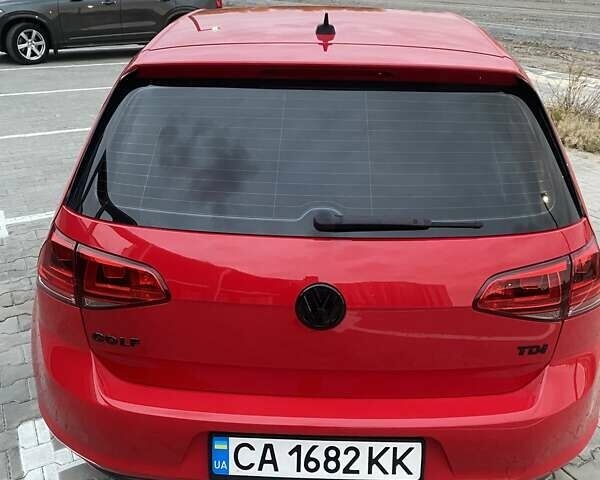 Красный Фольксваген Гольф, объемом двигателя 1.97 л и пробегом 146 тыс. км за 12950 $, фото 6 на Automoto.ua