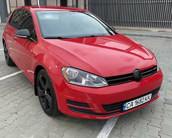 Красный Фольксваген Гольф, объемом двигателя 1.97 л и пробегом 146 тыс. км за 12950 $, фото 1 на Automoto.ua