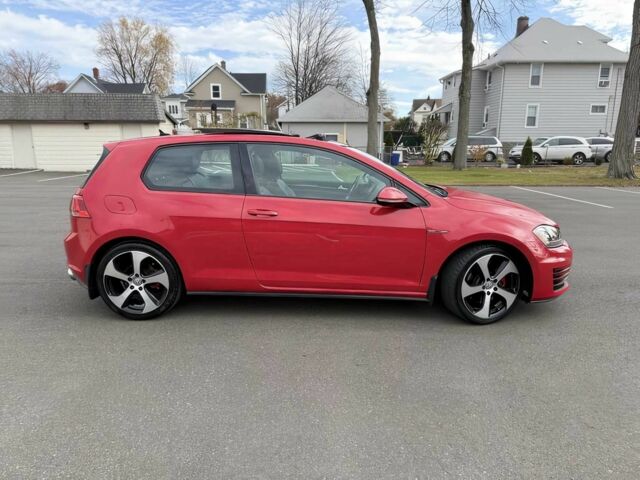 Червоний Фольксваген Гольф, об'ємом двигуна 2 л та пробігом 71 тис. км за 8000 $, фото 7 на Automoto.ua