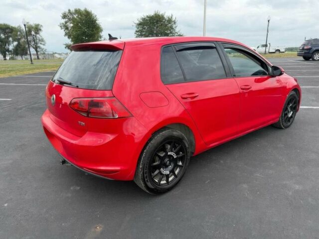 Красный Фольксваген Гольф, объемом двигателя 2 л и пробегом 74 тыс. км за 5000 $, фото 6 на Automoto.ua