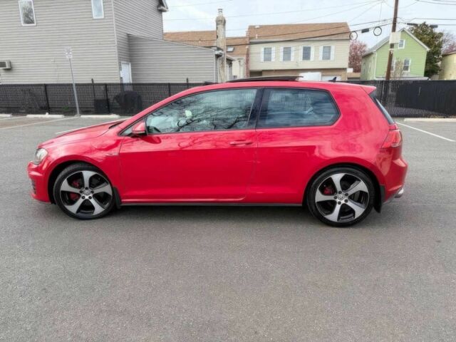 Червоний Фольксваген Гольф, об'ємом двигуна 2 л та пробігом 80 тис. км за 7800 $, фото 4 на Automoto.ua