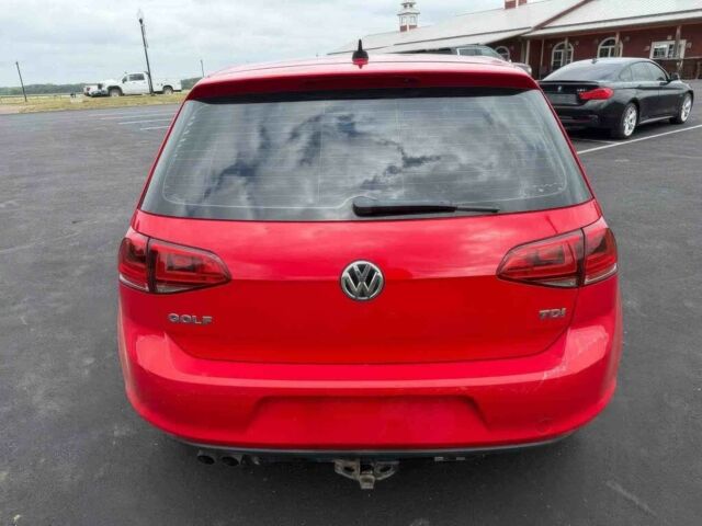 Красный Фольксваген Гольф, объемом двигателя 2 л и пробегом 79 тыс. км за 3400 $, фото 5 на Automoto.ua