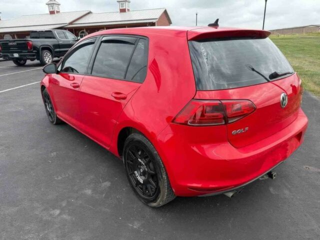 Красный Фольксваген Гольф, объемом двигателя 2 л и пробегом 79 тыс. км за 3400 $, фото 4 на Automoto.ua