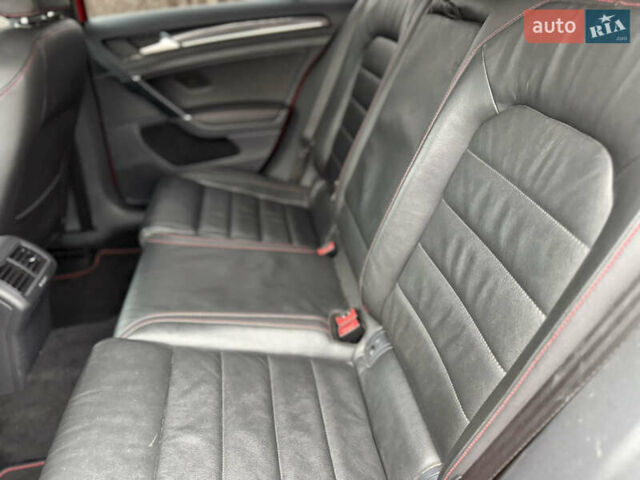 Червоний Фольксваген Гольф, об'ємом двигуна 2 л та пробігом 186 тис. км за 10900 $, фото 17 на Automoto.ua