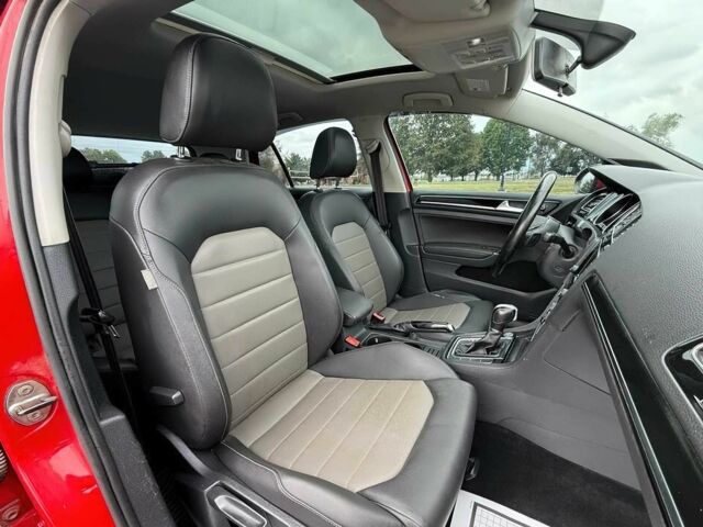 Червоний Фольксваген Гольф, об'ємом двигуна 2 л та пробігом 80 тис. км за 2500 $, фото 7 на Automoto.ua