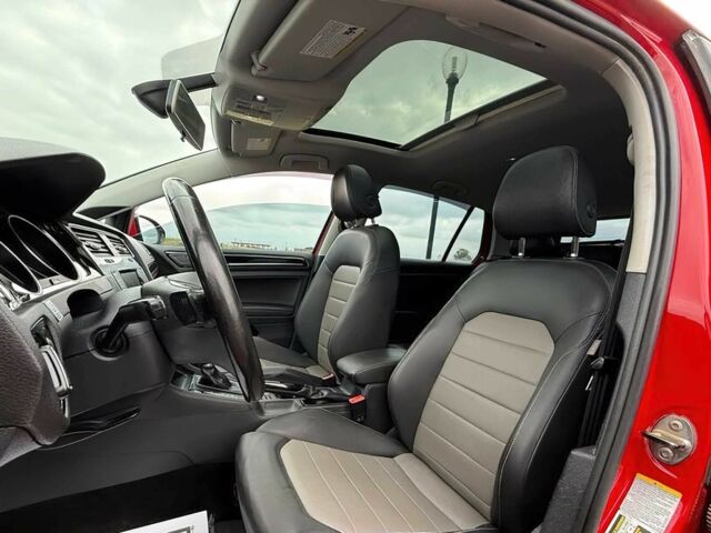 Червоний Фольксваген Гольф, об'ємом двигуна 2 л та пробігом 79 тис. км за 4300 $, фото 9 на Automoto.ua