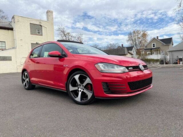 Червоний Фольксваген Гольф, об'ємом двигуна 2 л та пробігом 80 тис. км за 7800 $, фото 2 на Automoto.ua