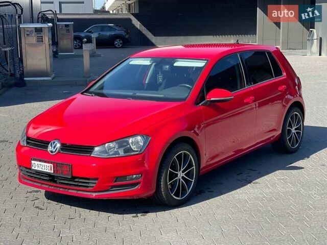 Красный Фольксваген Гольф, объемом двигателя 1.4 л и пробегом 161 тыс. км за 13300 $, фото 3 на Automoto.ua