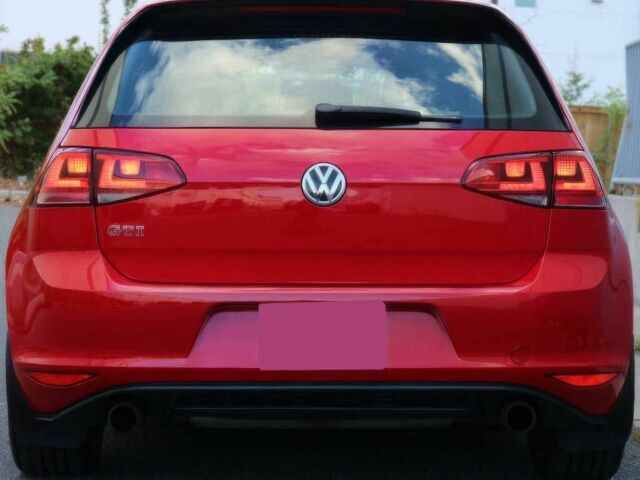 Красный Фольксваген Гольф, объемом двигателя 2 л и пробегом 71 тыс. км за 6500 $, фото 3 на Automoto.ua