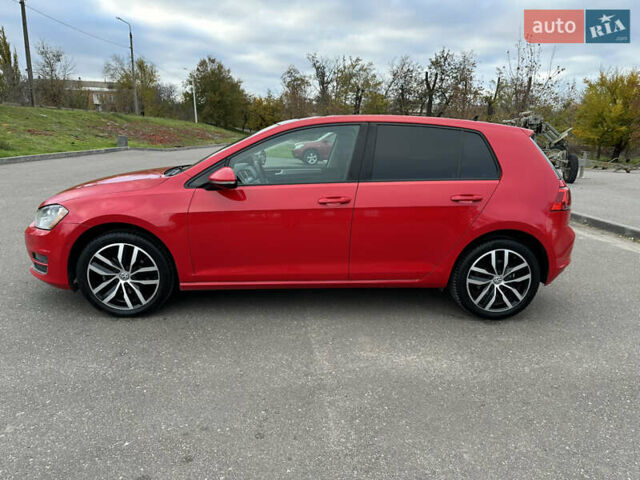 Красный Фольксваген Гольф, объемом двигателя 1.8 л и пробегом 150 тыс. км за 12500 $, фото 4 на Automoto.ua