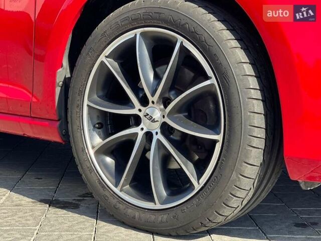 Красный Фольксваген Гольф, объемом двигателя 1.4 л и пробегом 161 тыс. км за 13300 $, фото 11 на Automoto.ua