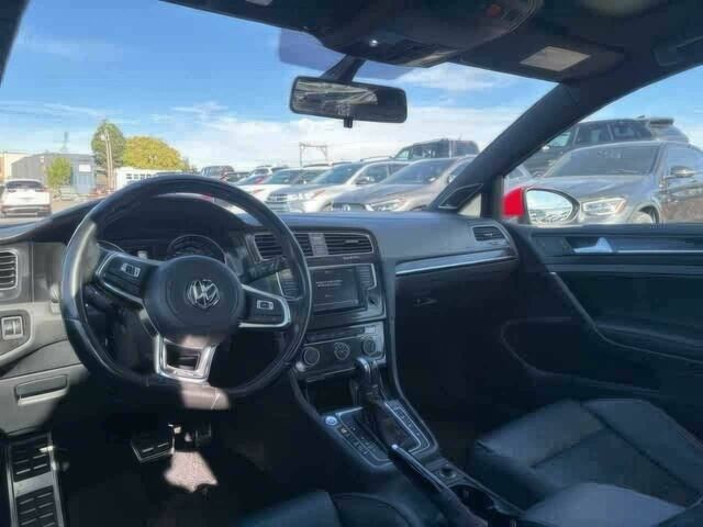 Красный Фольксваген Гольф, объемом двигателя 2 л и пробегом 71 тыс. км за 2900 $, фото 7 на Automoto.ua