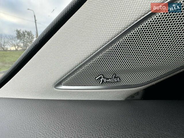 Красный Фольксваген Гольф, объемом двигателя 1.8 л и пробегом 150 тыс. км за 12500 $, фото 23 на Automoto.ua