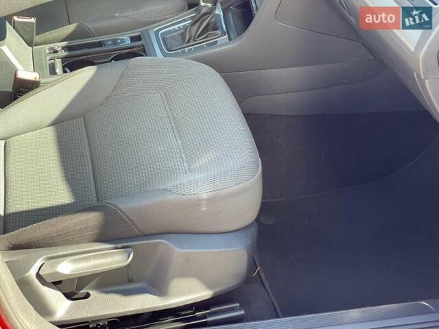 Красный Фольксваген Гольф, объемом двигателя 1.4 л и пробегом 161 тыс. км за 13300 $, фото 29 на Automoto.ua