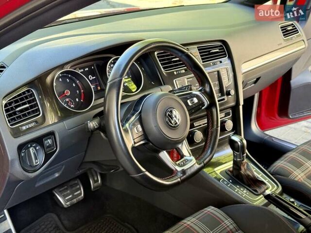 Червоний Фольксваген Гольф, об'ємом двигуна 1.98 л та пробігом 155 тис. км за 12300 $, фото 18 на Automoto.ua