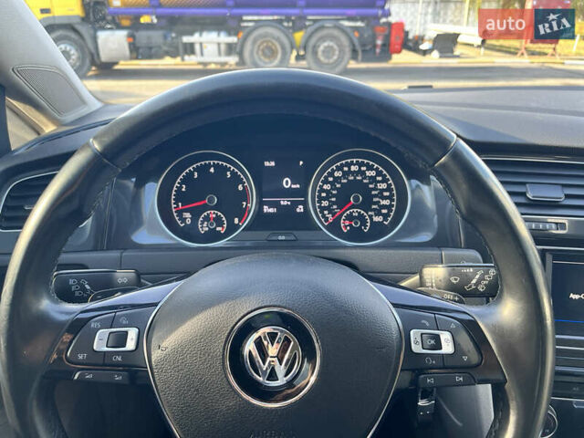 Красный Фольксваген Гольф, объемом двигателя 1.8 л и пробегом 92 тыс. км за 14000 $, фото 37 на Automoto.ua