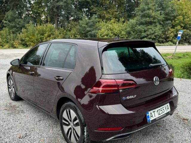 Красный Фольксваген Гольф, объемом двигателя 0 л и пробегом 133 тыс. км за 12000 $, фото 4 на Automoto.ua