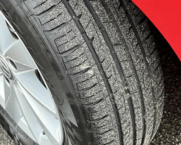 Красный Фольксваген Гольф, объемом двигателя 1.8 л и пробегом 90 тыс. км за 13800 $, фото 48 на Automoto.ua