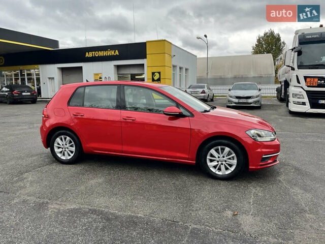 Красный Фольксваген Гольф, объемом двигателя 1.8 л и пробегом 90 тыс. км за 13800 $, фото 14 на Automoto.ua