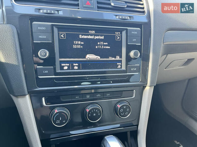 Красный Фольксваген Гольф, объемом двигателя 1.8 л и пробегом 91 тыс. км за 14400 $, фото 42 на Automoto.ua