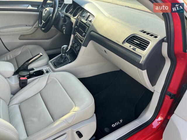 Красный Фольксваген Гольф, объемом двигателя 1.8 л и пробегом 92 тыс. км за 14000 $, фото 51 на Automoto.ua