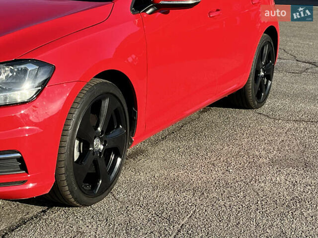 Красный Фольксваген Гольф, объемом двигателя 1.8 л и пробегом 92 тыс. км за 14000 $, фото 33 на Automoto.ua