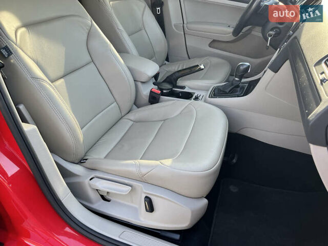 Красный Фольксваген Гольф, объемом двигателя 1.8 л и пробегом 91 тыс. км за 14400 $, фото 48 на Automoto.ua