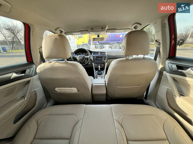 Красный Фольксваген Гольф, объемом двигателя 1.8 л и пробегом 91 тыс. км за 14400 $, фото 57 на Automoto.ua