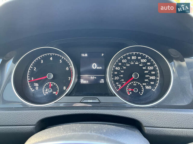 Красный Фольксваген Гольф, объемом двигателя 1.8 л и пробегом 91 тыс. км за 14400 $, фото 36 на Automoto.ua