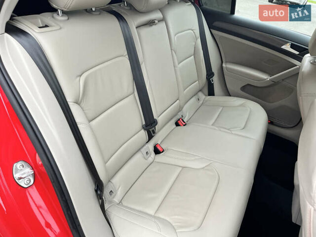 Красный Фольксваген Гольф, объемом двигателя 1.8 л и пробегом 90 тыс. км за 13800 $, фото 42 на Automoto.ua