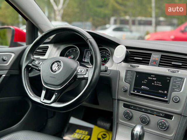 Красный Фольксваген Гольф, объемом двигателя 1.8 л и пробегом 138 тыс. км за 12650 $, фото 18 на Automoto.ua