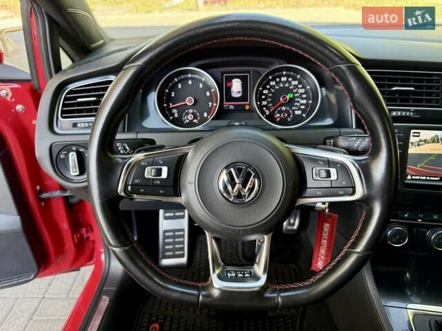 Червоний Фольксваген Гольф, об'ємом двигуна 1.98 л та пробігом 155 тис. км за 12300 $, фото 26 на Automoto.ua
