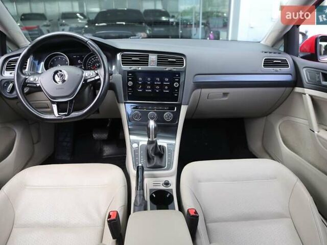 Червоний Фольксваген Гольф, об'ємом двигуна 1.8 л та пробігом 95 тис. км за 13500 $, фото 13 на Automoto.ua