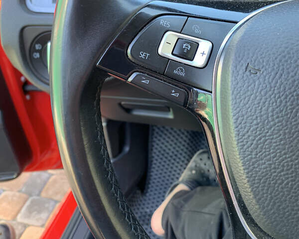 Красный Фольксваген Гольф, объемом двигателя 1.6 л и пробегом 191 тыс. км за 16700 $, фото 30 на Automoto.ua