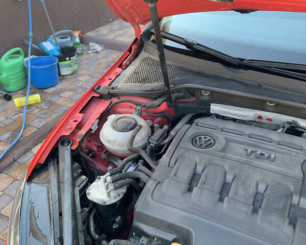 Красный Фольксваген Гольф, объемом двигателя 1.6 л и пробегом 191 тыс. км за 16700 $, фото 33 на Automoto.ua